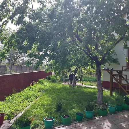Riza Villa